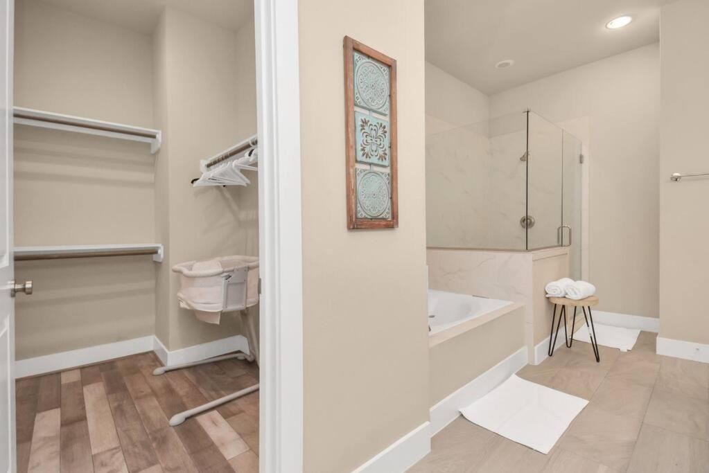 Beautiful Luxurious Houston Galleria Home エクステリア 写真